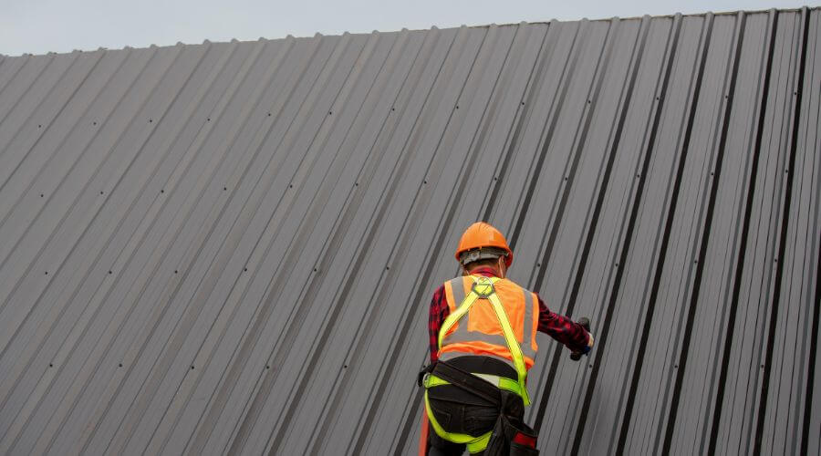 Professional residential roofers in Madison, MO
